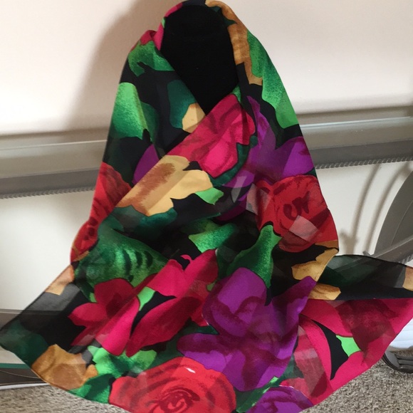 Scarf - Picture 5 of 5